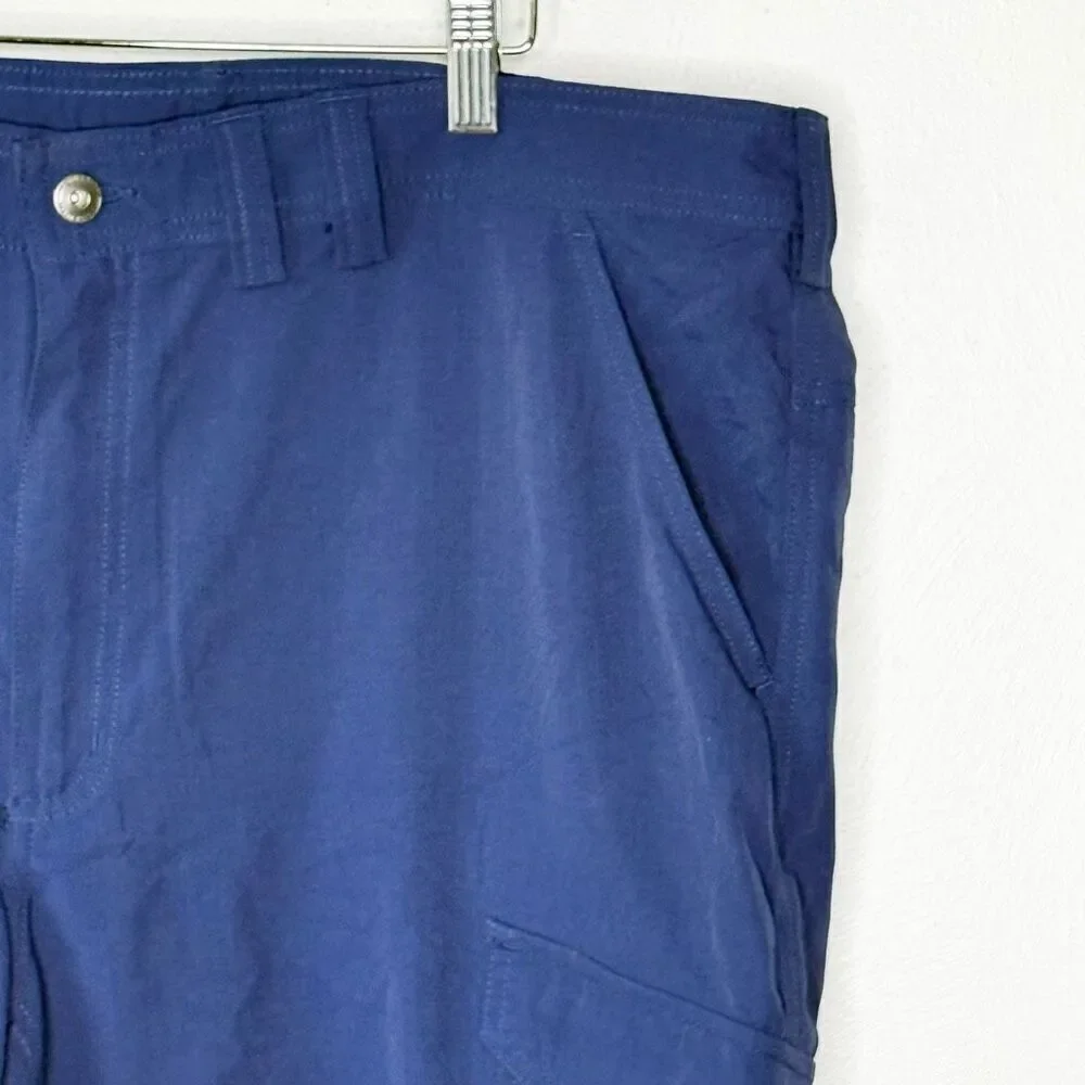 Duluth Trading Co. Relaxed Fit Cargo Navy Blue Shorts - Men’s US 42 - Picture 4 of 13